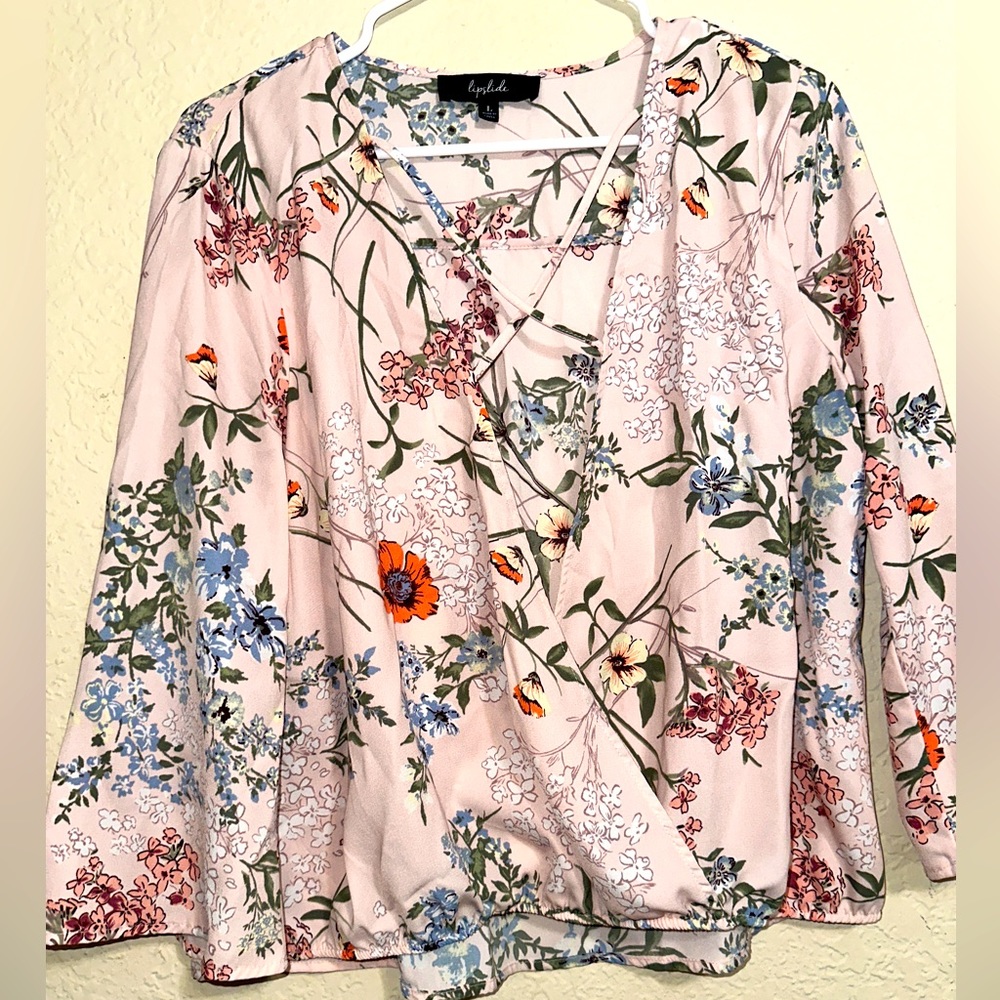 Women’s Floral Top